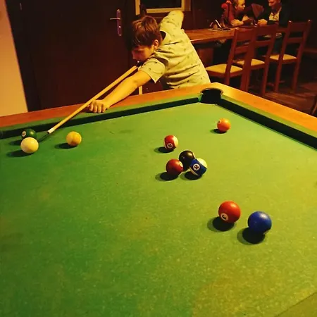 Dom Kaszubski Nr 65 度假居 Zalakowo